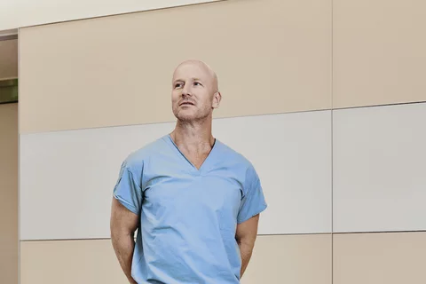 Dr. Jeffrey L. Veale, Kidney Transplant Surgery Specialist at UCLA 